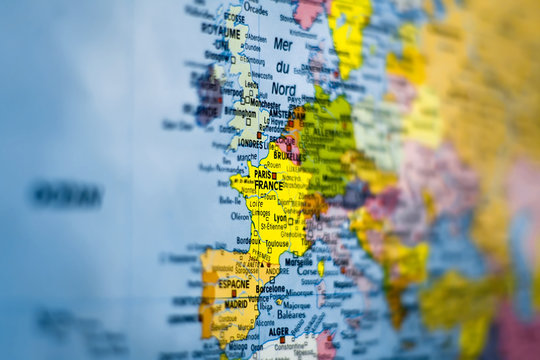 carte d' europe avec france et paris en valeur