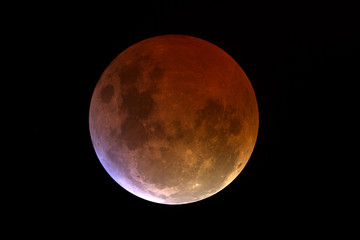 eclisse di luna: finale della totalità