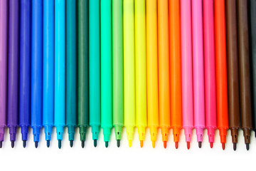 multicolored felt-tip pens