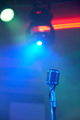 microphone 02