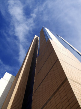 towering