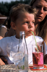 enfant boire