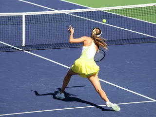 Kissenbezug woman tennis © Galina Barskaya