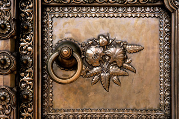india, jaipur: magnificent door at the city palace