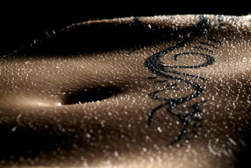 detail eines tattoo