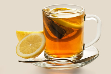 hot tea with a lemon