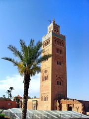 Fototapeta na wymiar minaret 4