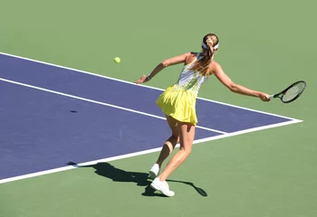 Wandaufkleber woman playing tennis © Galina Barskaya