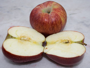 apple and two halfs
