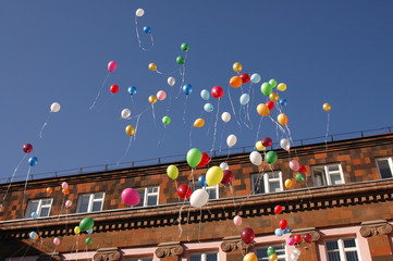 Fototapeta na wymiar 5 balonów