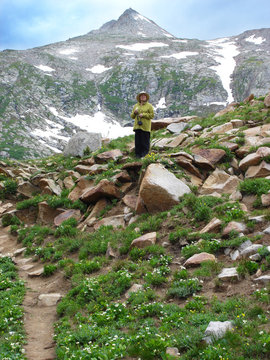 hicker in the montains