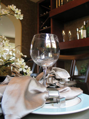 place setting silver & blue 1