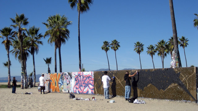 Los Angeles Graffiti Painters At Venice Beach