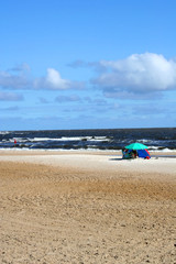 Fototapeta na wymiar zelt am strand