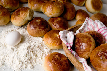hot cross buns