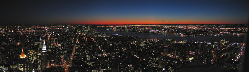 view on all the city by night from the  empire state building, n - obrazy, fototapety, plakaty