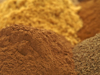 chili und anis pulver