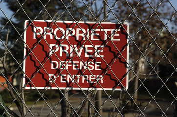 défense d'entrer