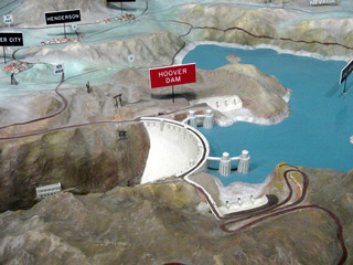 3d model of hoover dam on the colorado river