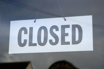 closed sign in a shop window.