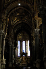 inner hall of basilique