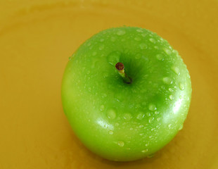 green apple