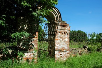 landscape with old gates © Irina Apraksina