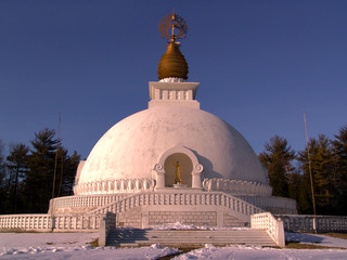 Naklejka premium peace pagoda on a brigh winter day
