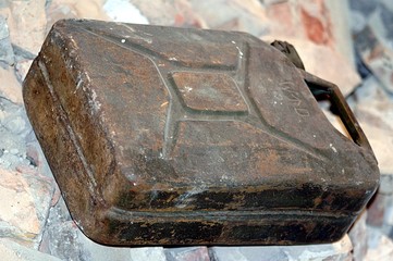 jerrycan d'essence