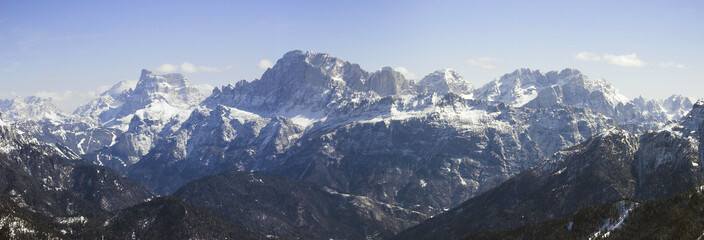 Fototapeta na wymiar panoramic effect of mountains