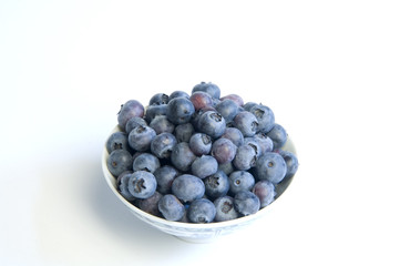 bowl of blueberries