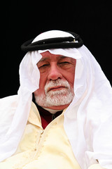 middle east man looking - 2804014