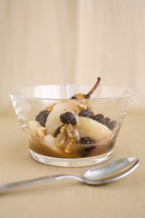 pear rum raisin dessert
