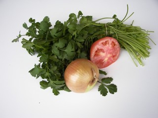 cilantro,tomatoe,onion