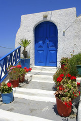 Fototapeta premium blue house door