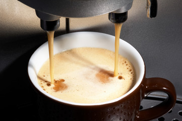 kaffeemaschine mit tasse