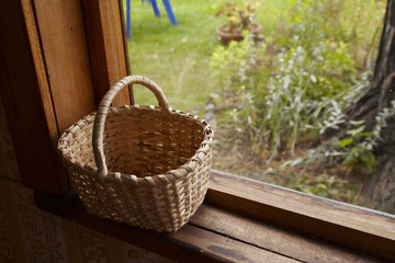 Fototapeta na wymiar basket on the window