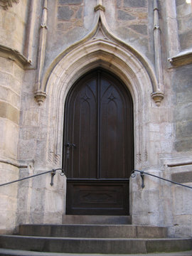 doorway (church of st. peter and paul)