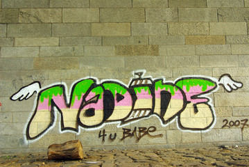 nadine graffitie