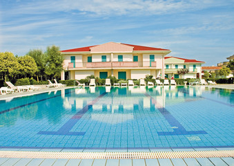 big pool 1