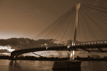 la passerelle mimram entre strasbourg et kehl