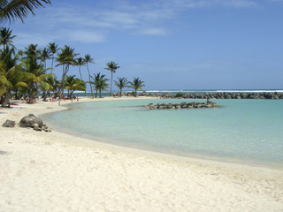 plage de sable blanc