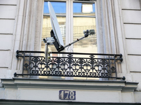 parabole au 178.