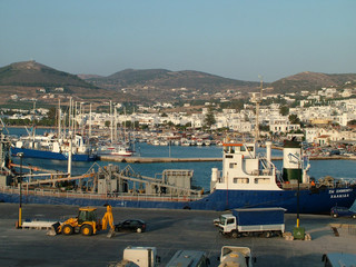 hafen auf insel paros
