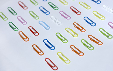 diversity business workforce metaphor paper clips