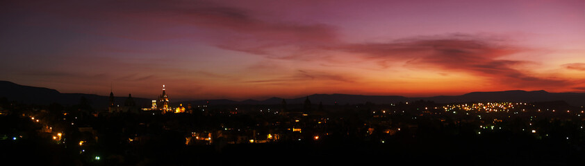 Obraz premium san miguel de allende zachód słońca