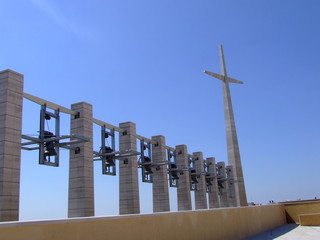 campane e croce chiesa di s. giovanni rotondo