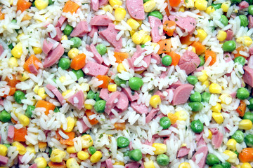 Fototapeta na wymiar rice with meat and vegetables
