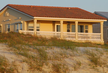 Fototapeta na wymiar beach house