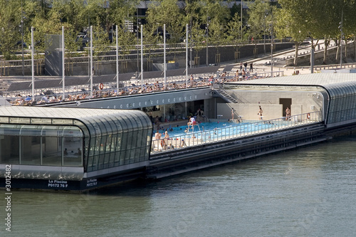 Piscine Joséphine Baker Stades Dans Le Grand Paris Télérama